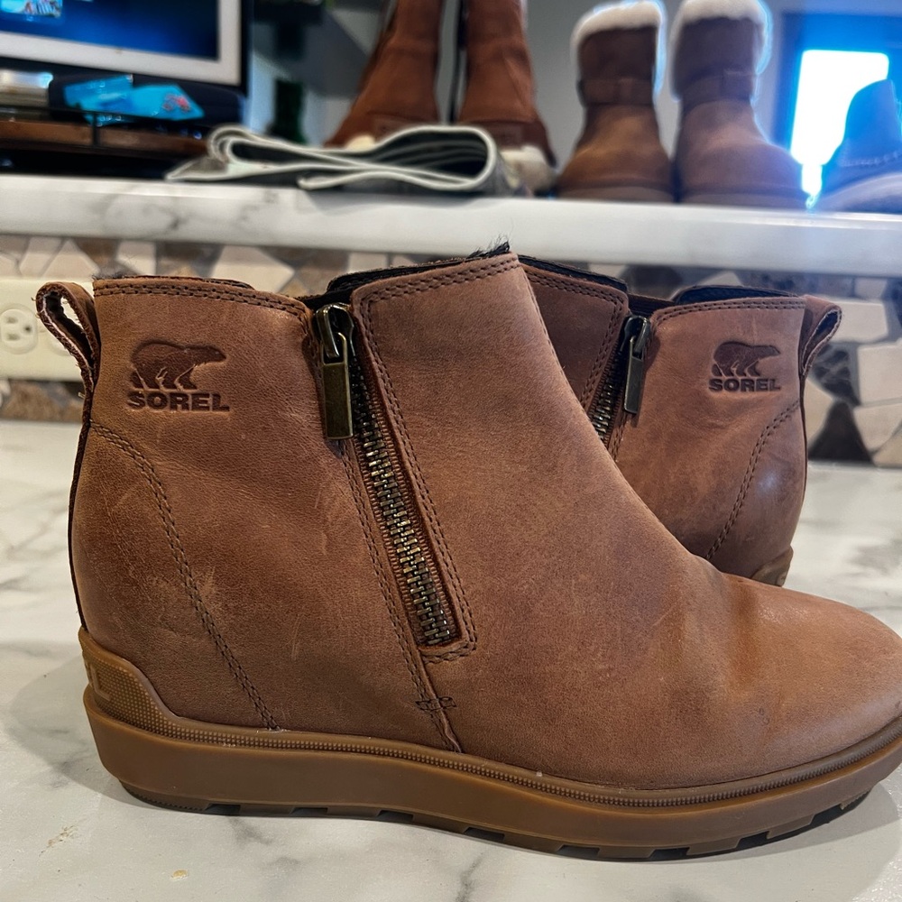 Sorel Brown Leather Side-Zip Ankle Booties